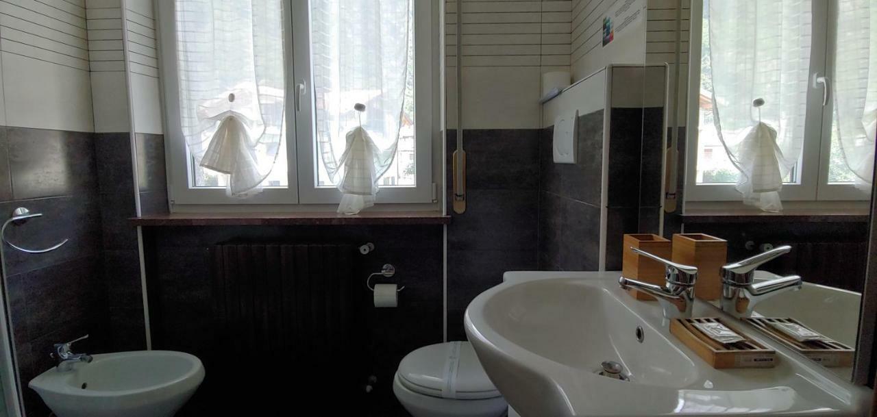 Gasthof Valchiavenna - Foresteria Lombarda Con Parcheggio Privato Sul Posto! Apprezzata Gestione Familiare Dal 2012, Qualita-prezzo Top! 