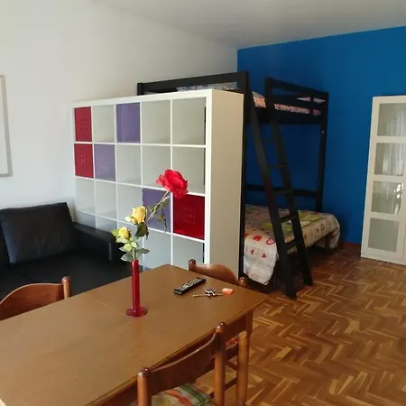 Affittacamere Valchiavenna - Foresteria Lombarda Con Parcheggio Privato Sul Posto! Apprezzata Gestione Familiare Dal 2012, Qualita-Prezzo Top! 