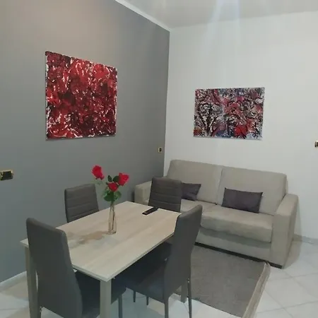 Affittacamere Valchiavenna - Foresteria Lombarda Con Parcheggio Privato Sul Posto! Apprezzata Gestione Familiare Dal 2012, Qualita-Prezzo Top! 