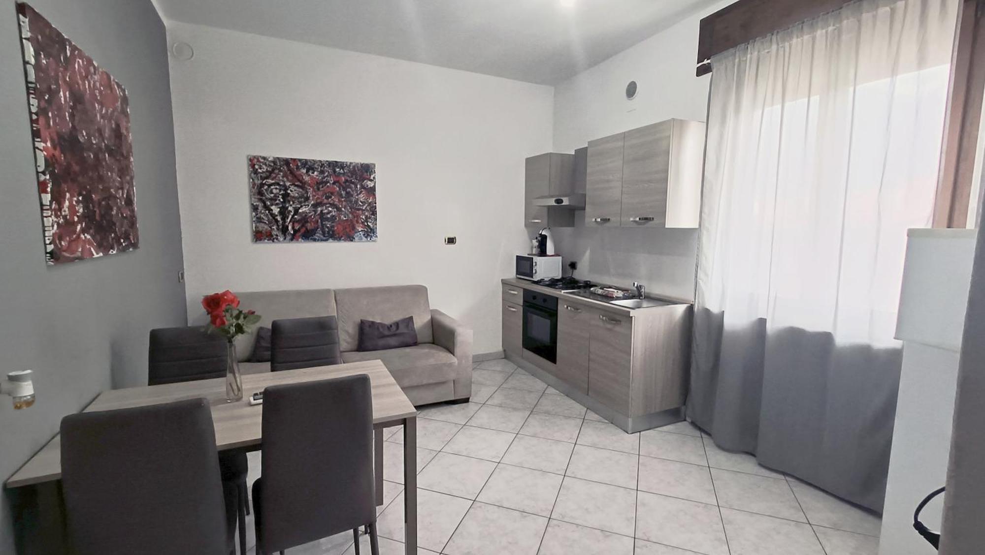 Valchiavenna - Foresteria Lombarda Con Parcheggio Privato Sul Posto! Apprezzata Gestione Familiare Dal 2012, Qualita-prezzo Top! 